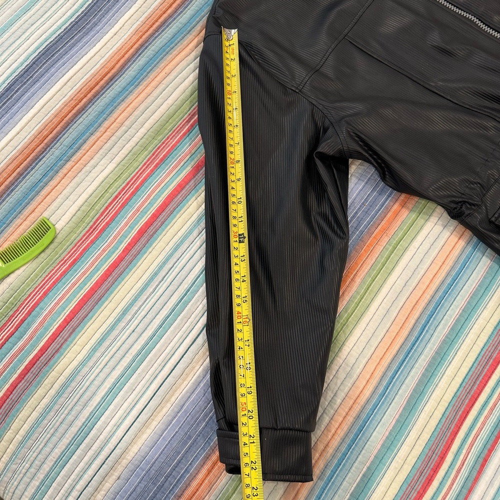 Unique! Kenneth Cole black size M - Picture 11 of 14